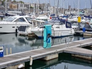 Aqua 75 electric charging unit at MDL Queen Annes Battery (Credit Aqua superPower Ltd)