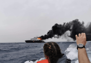 Scuba scene liveaboard fire