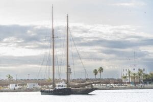 Superyacht Eleonora E under tow