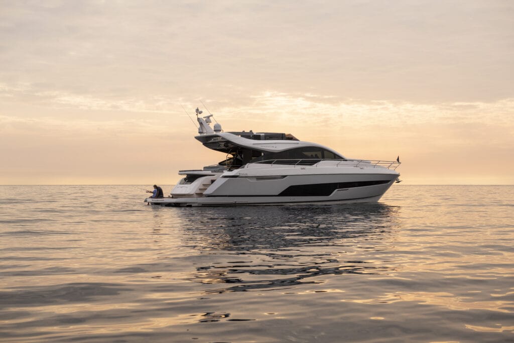 Fairline Phantom 65