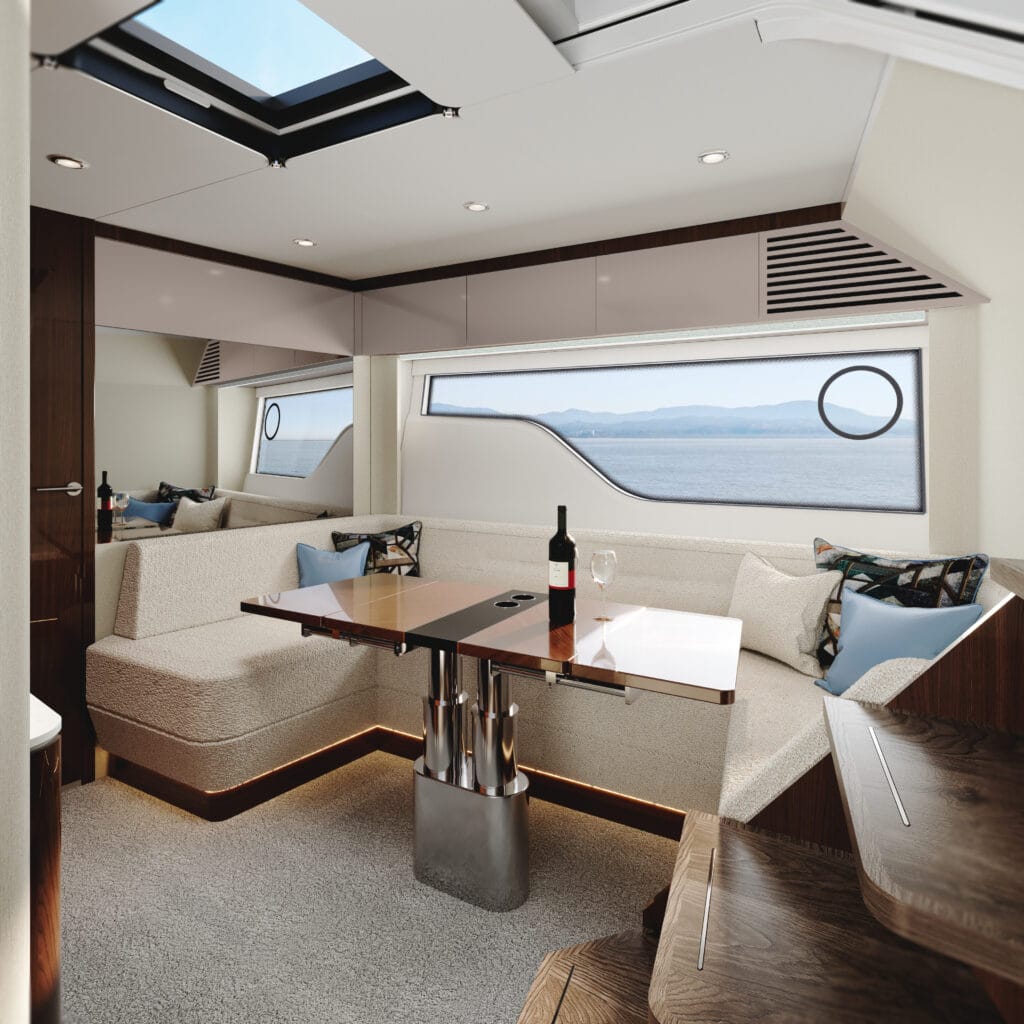 Fairline Targa 40 motorboat inside dinette