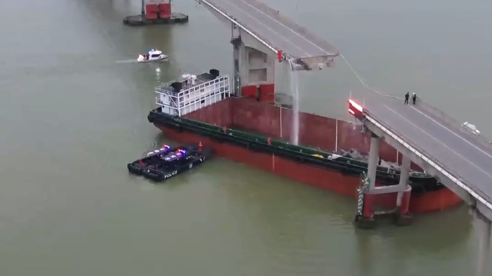 Cargo ship hits bridge, causing fatalities