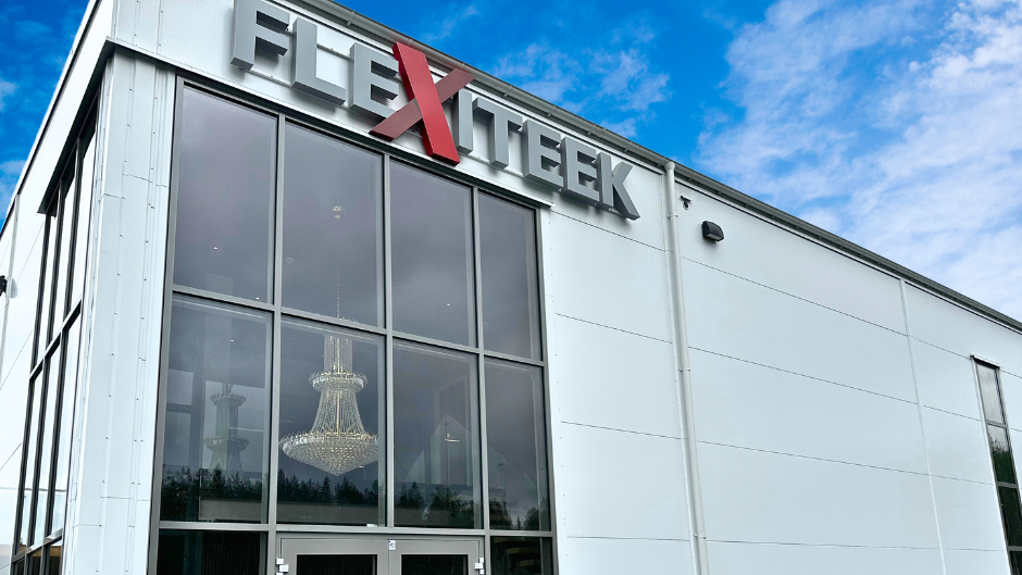 Grey office with Flexiteek sign at top