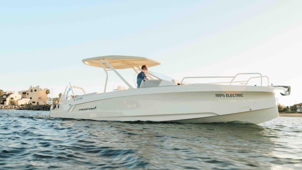 White electric luxury speedboat