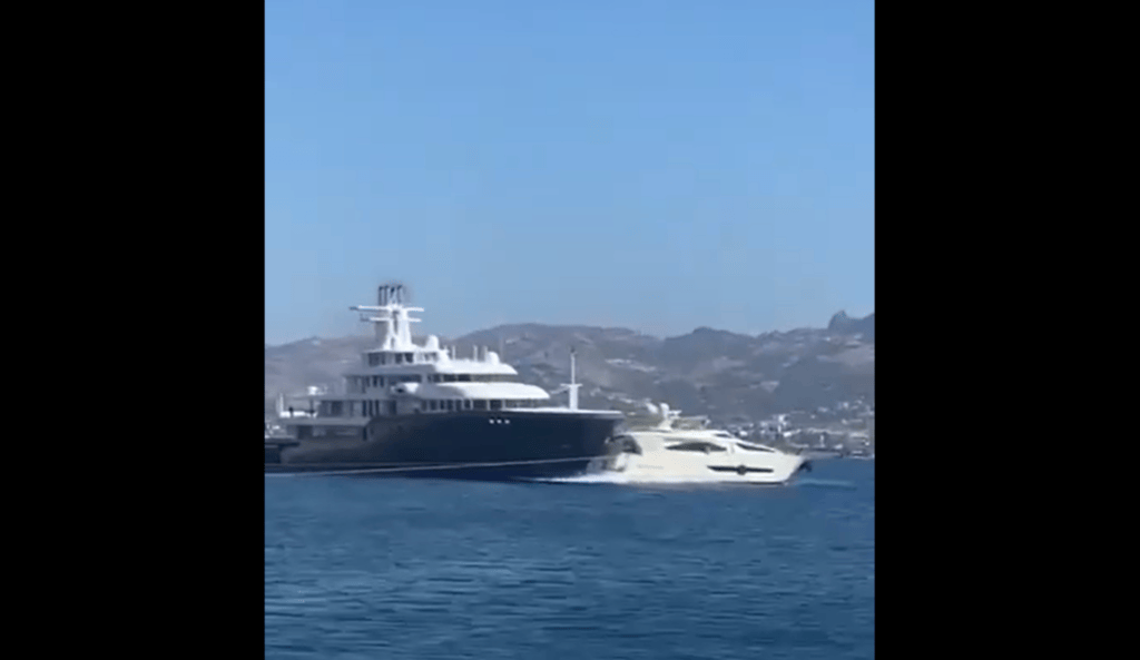 Superyacht Ice crashes into smaller Numarine yacht