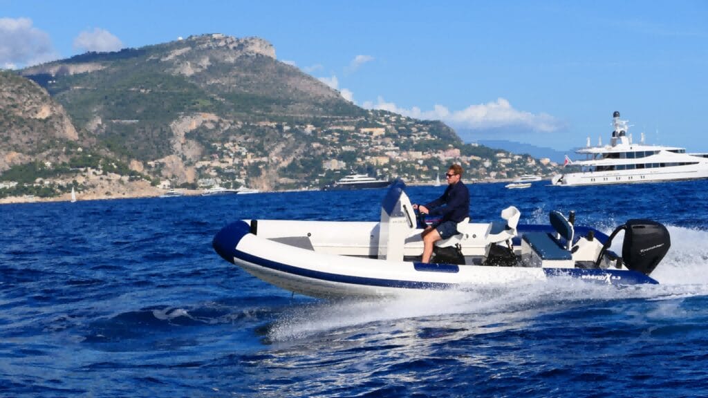 ExploMar electric outboard on boat in Italy