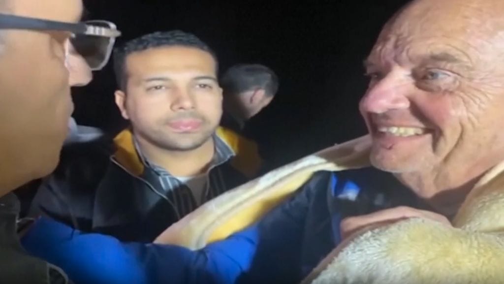 A survivor speaks after being rescued, revealing that he was ‘shaking with cold’ Red Sea Governorate Media Office