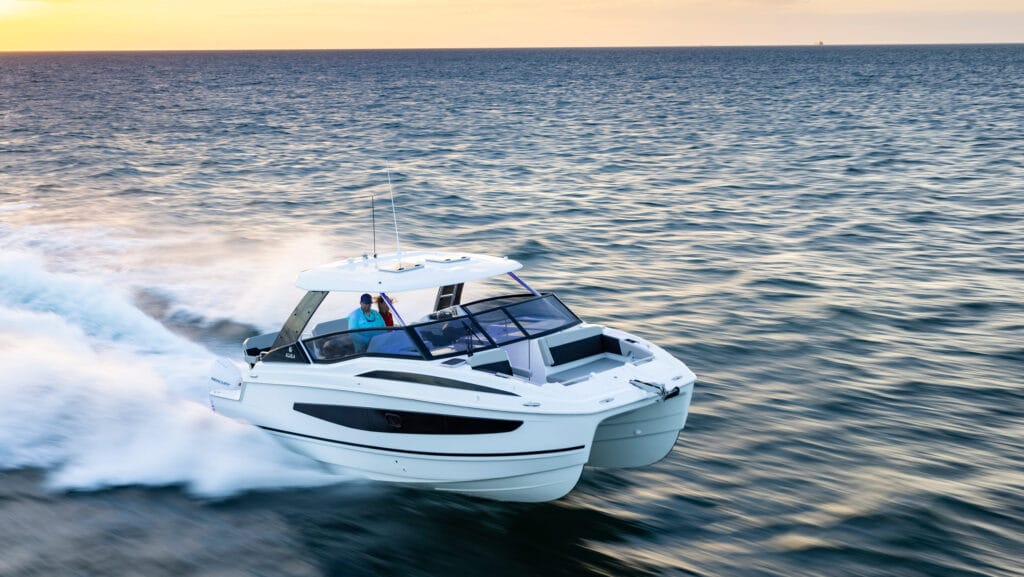 Aquila 32 Sport