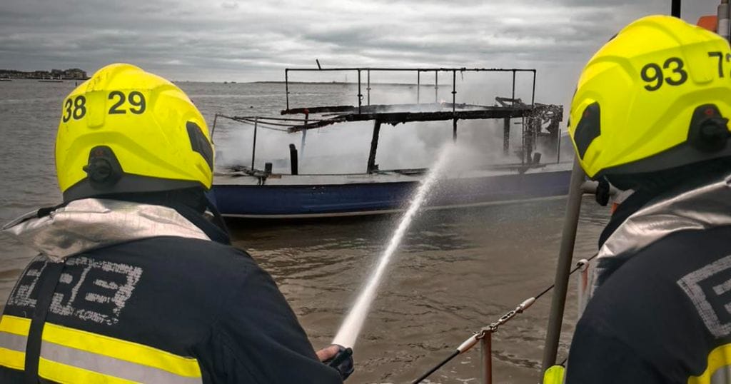 Princess Marina River Exe fire images courtesy Exmouth RNLI (2)