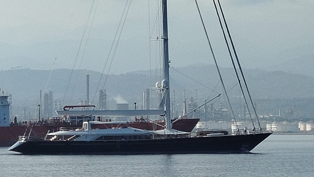 Bayesian in Milazzo Harbor; Sicily. Image courtesy of Sfische via Wikimedia.