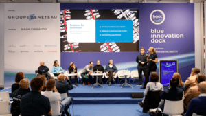 A panel discussion about marine start-ups takes place at boot Dusseldorf